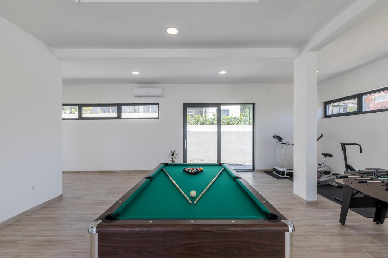 Luxury Villa La Nonna Ana - Heated Pool, Sea View, Near Split Kaštela Εξωτερικό φωτογραφία