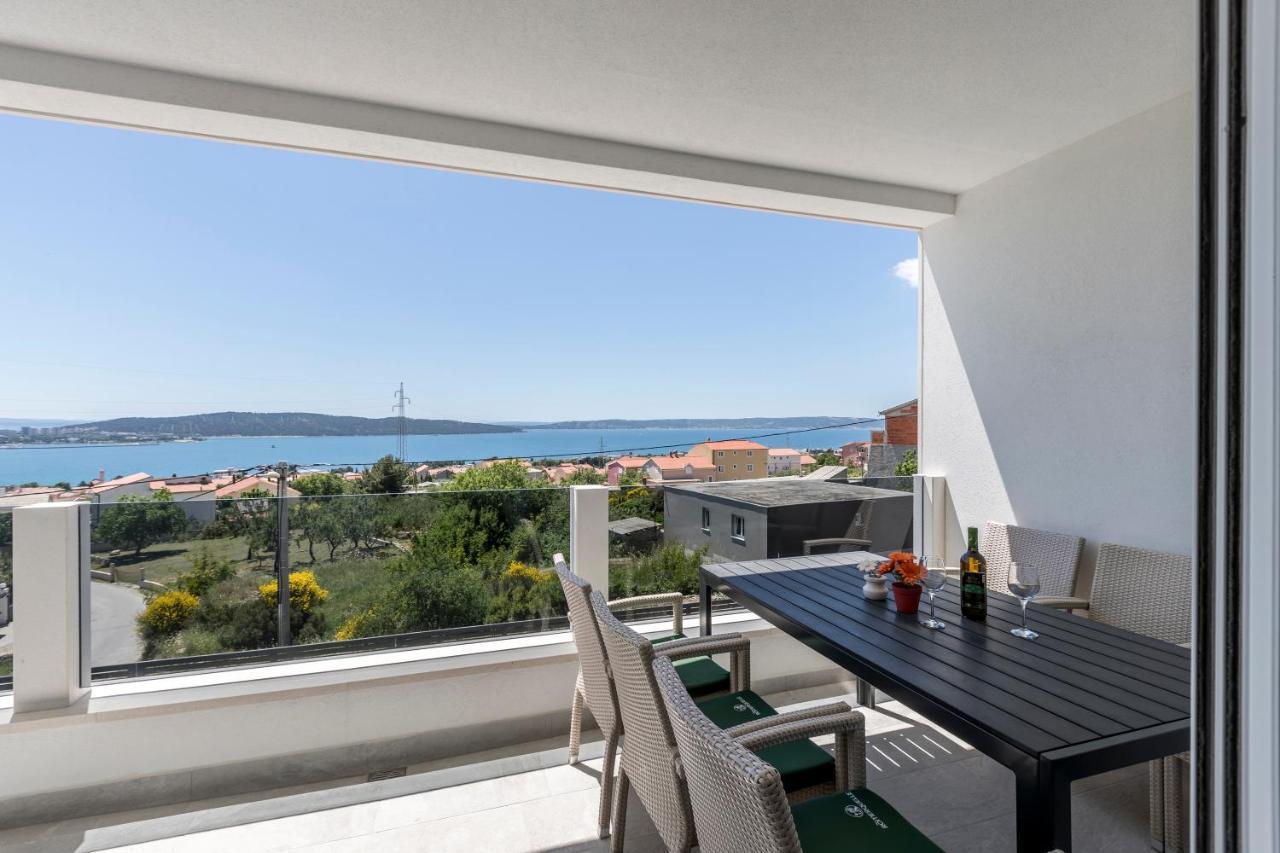 Luxury Villa La Nonna Ana - Heated Pool, Sea View, Near Split Kaštela Εξωτερικό φωτογραφία