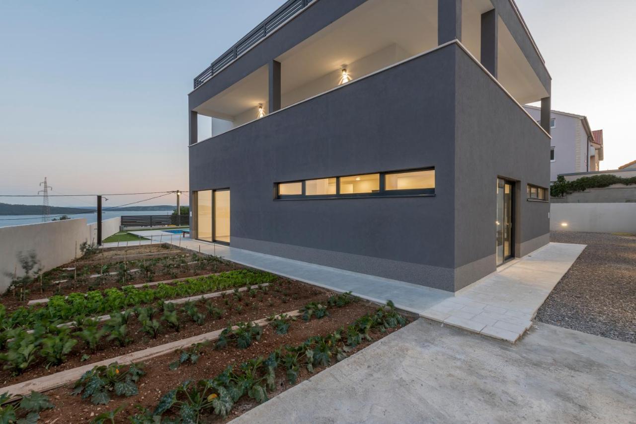 Luxury Villa La Nonna Ana - Heated Pool, Sea View, Near Split Kaštela Εξωτερικό φωτογραφία
