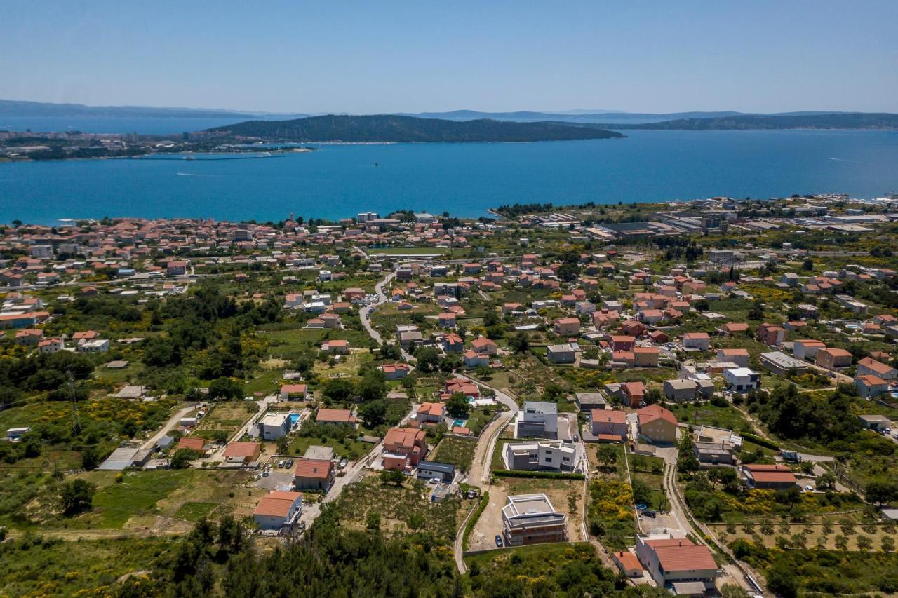 Luxury Villa La Nonna Ana - Heated Pool, Sea View, Near Split Kaštela Εξωτερικό φωτογραφία