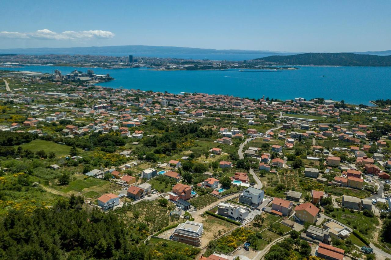 Luxury Villa La Nonna Ana - Heated Pool, Sea View, Near Split Kaštela Εξωτερικό φωτογραφία